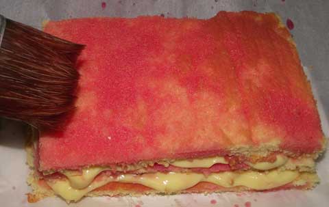 italian pastry cream cake