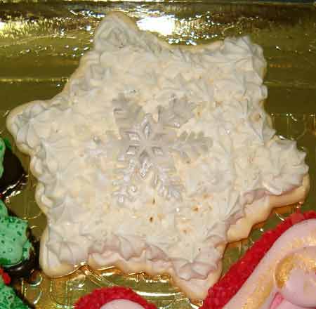 large snowflake cookie made with meringue