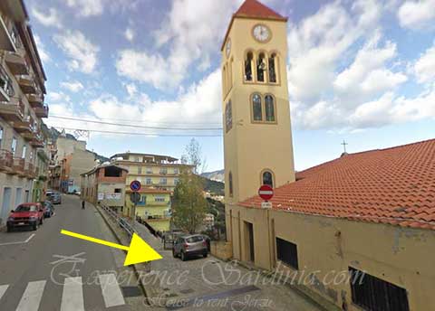 entrance to street that takes to my house to rent in sardinia