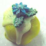 lemon flavored almond ball cookie