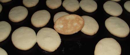 simple italian biscuits baked